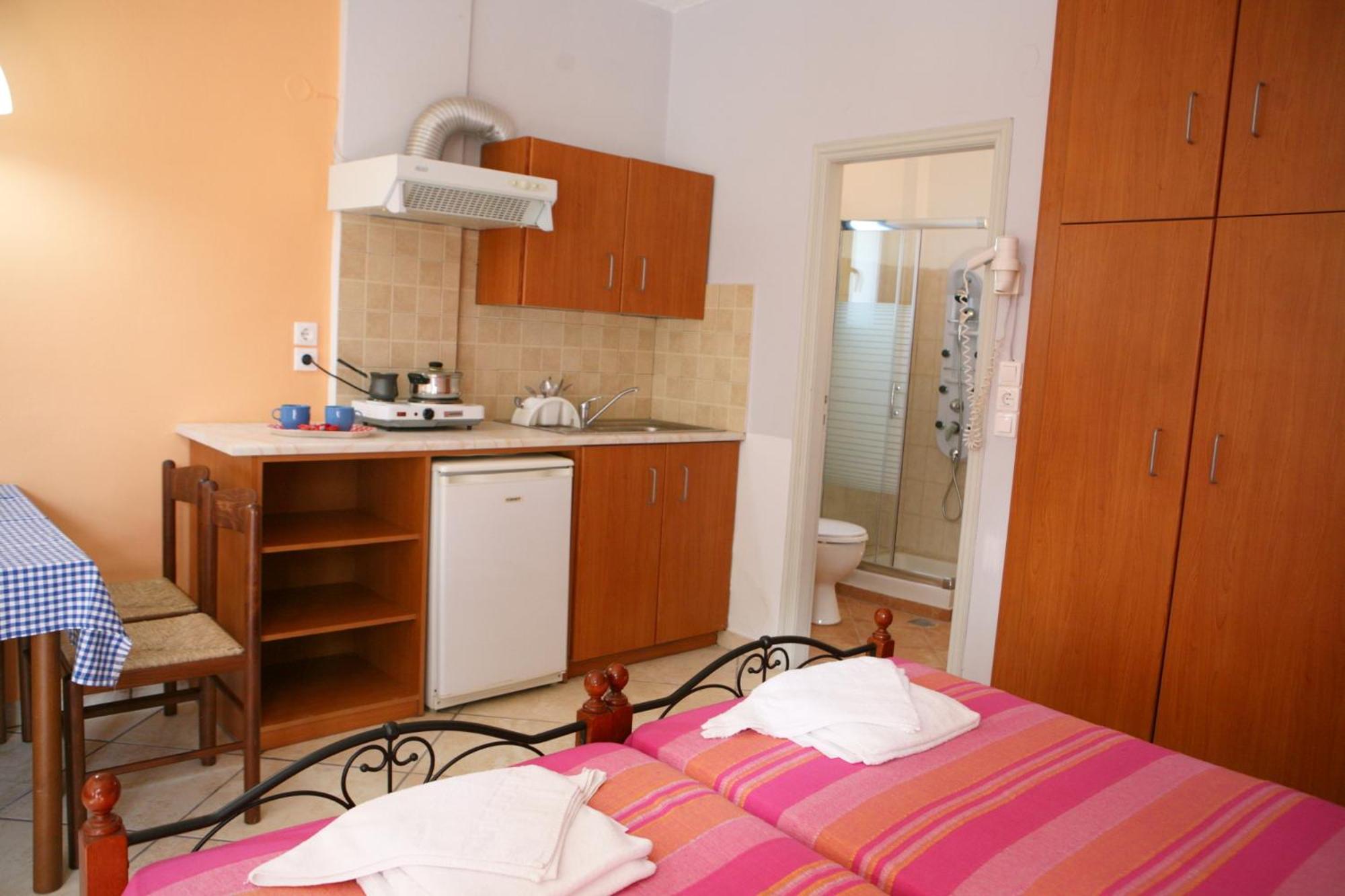 9 Musses Aparthotel 2*